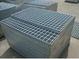 格柵板為什么受歡迎 和這些優(yōu)勢息息相關(guān)